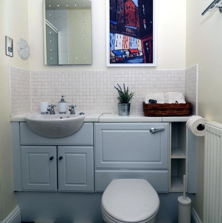 Powderhall Riverside Apartment Edinburgh Room photo